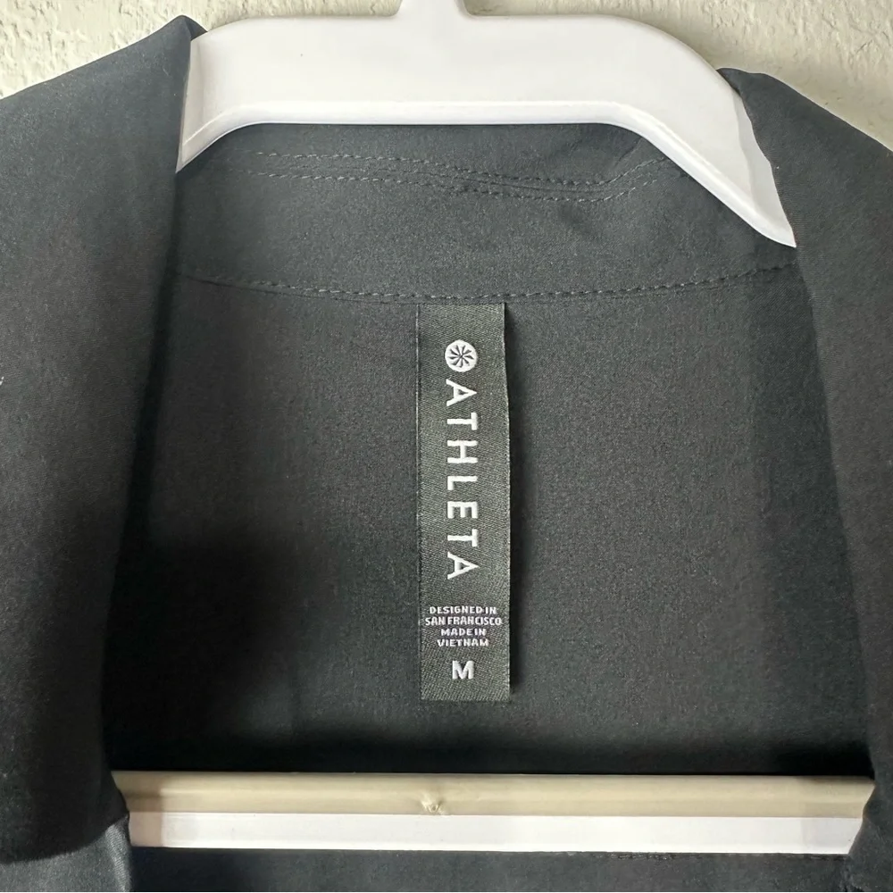 Athleta Black Long Sleeve Athletic Athleisure Zuma Shirtdress Size Medium